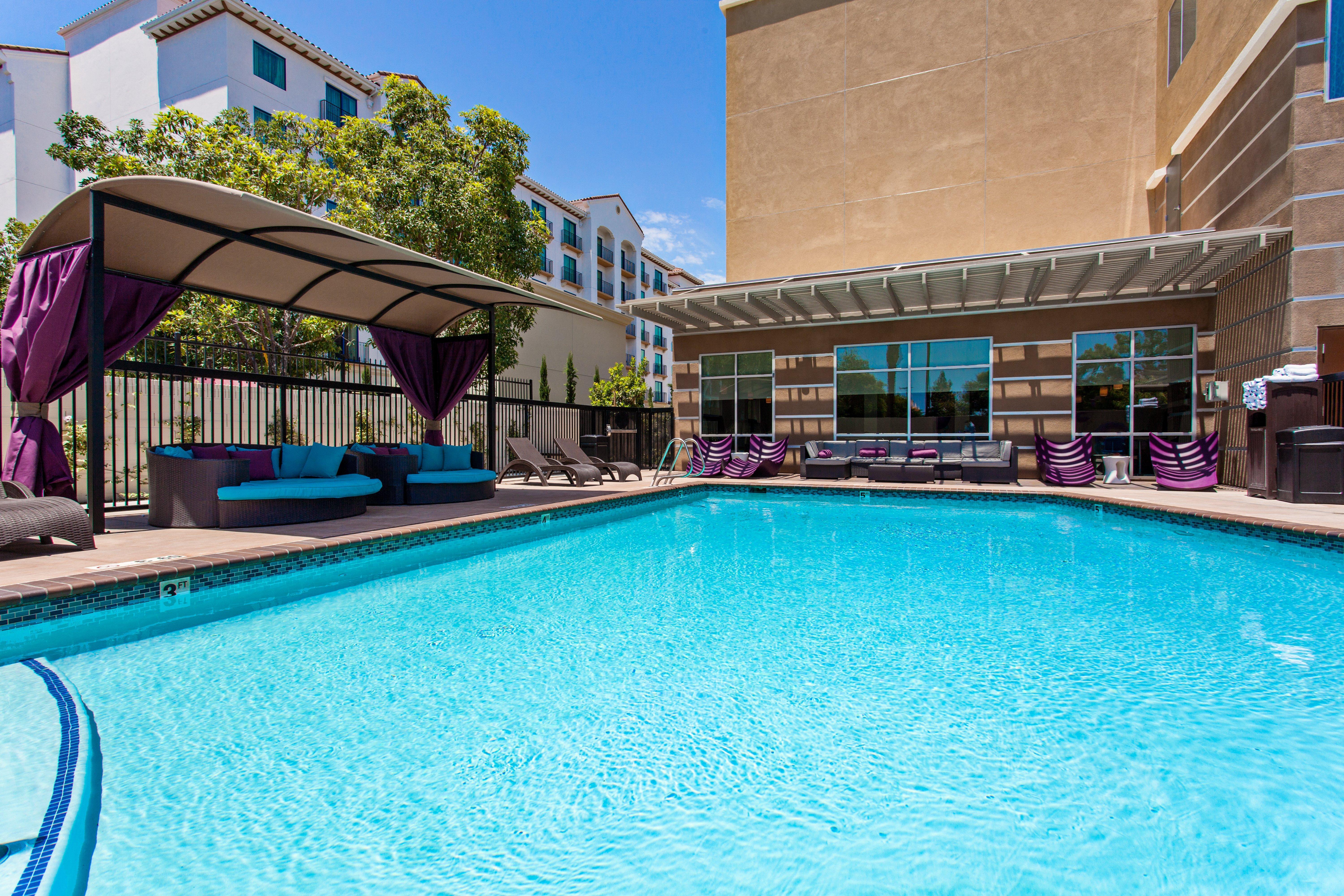 Holiday Inn Express & Suites Anaheim Resort Area By Ihg Экстерьер фото