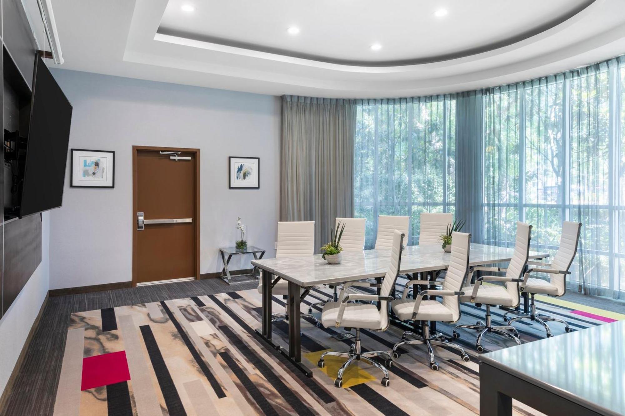 Holiday Inn Express & Suites Anaheim Resort Area By Ihg Экстерьер фото