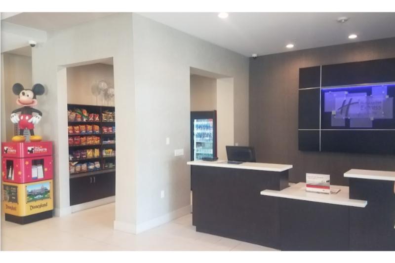 Holiday Inn Express & Suites Anaheim Resort Area By Ihg Экстерьер фото